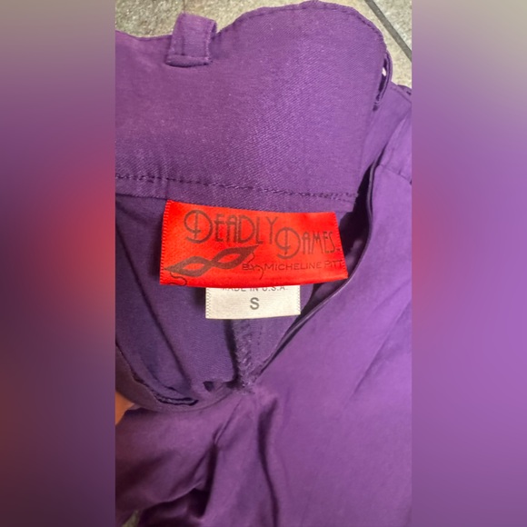 Deadly Dames Purple Capris S - Picture 4 of 6